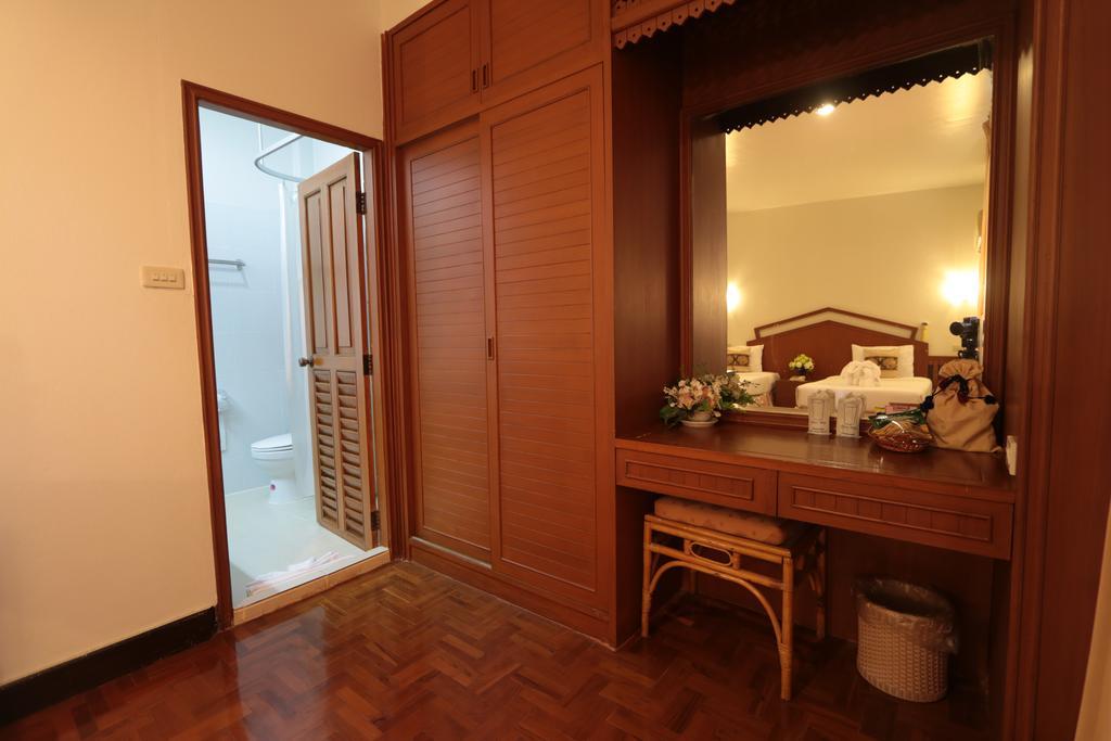 Baiyoke Chalet Hotel Mae Hong Son Exterior foto