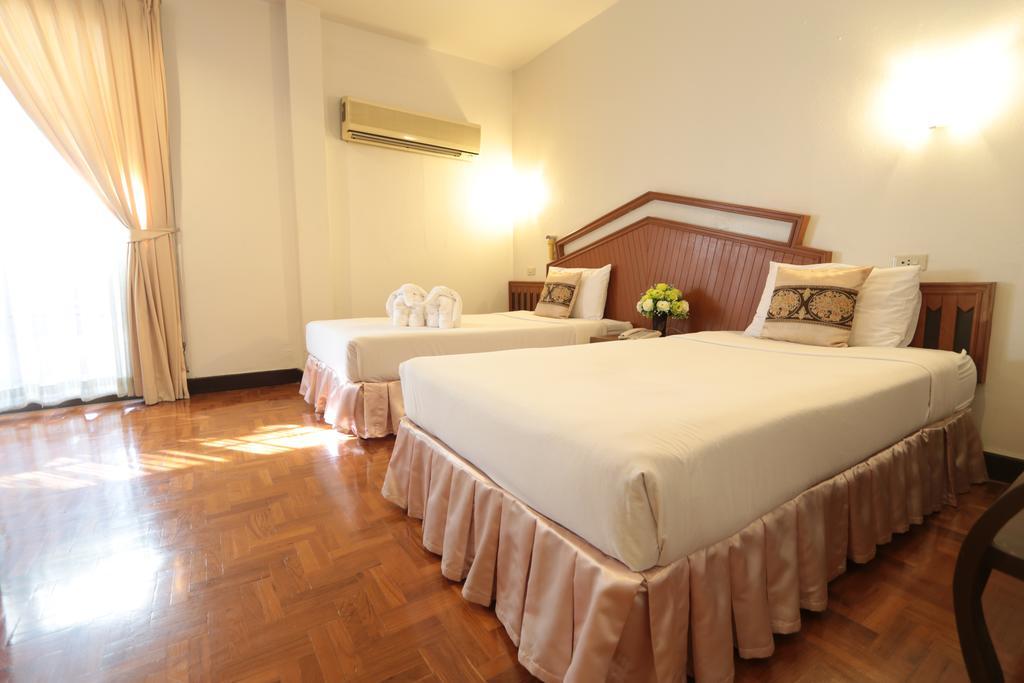 Baiyoke Chalet Hotel Mae Hong Son Exterior foto
