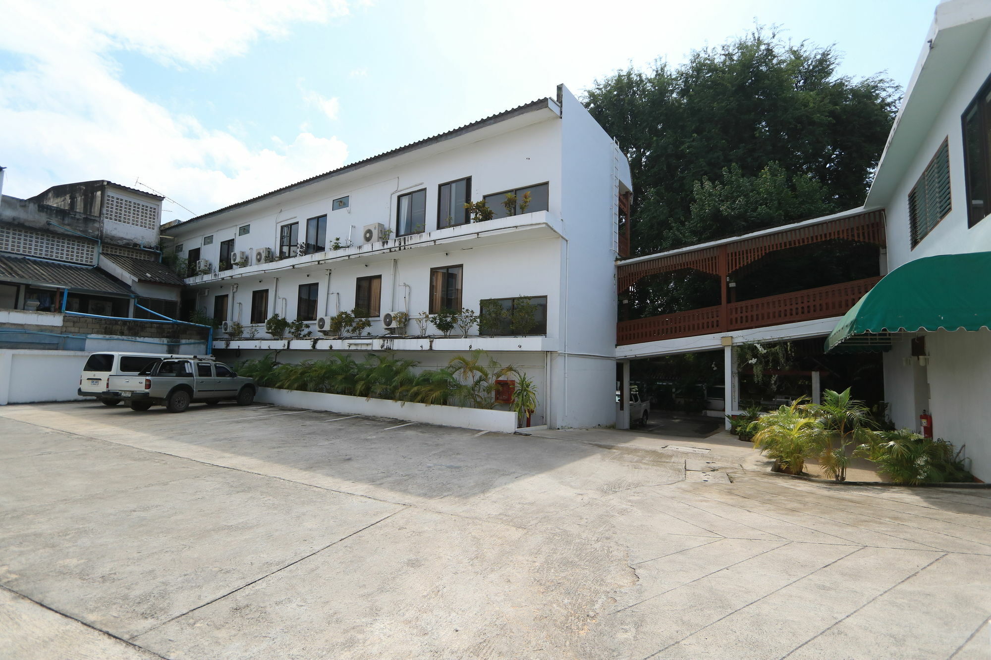 Baiyoke Chalet Hotel Mae Hong Son Exterior foto